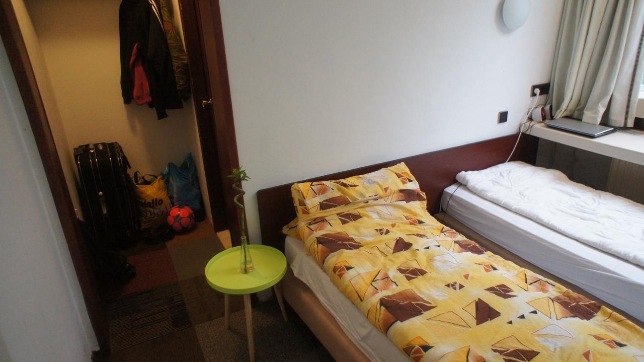 The Budget Hotel Hazerswoude-Rijndijk Екстериор снимка